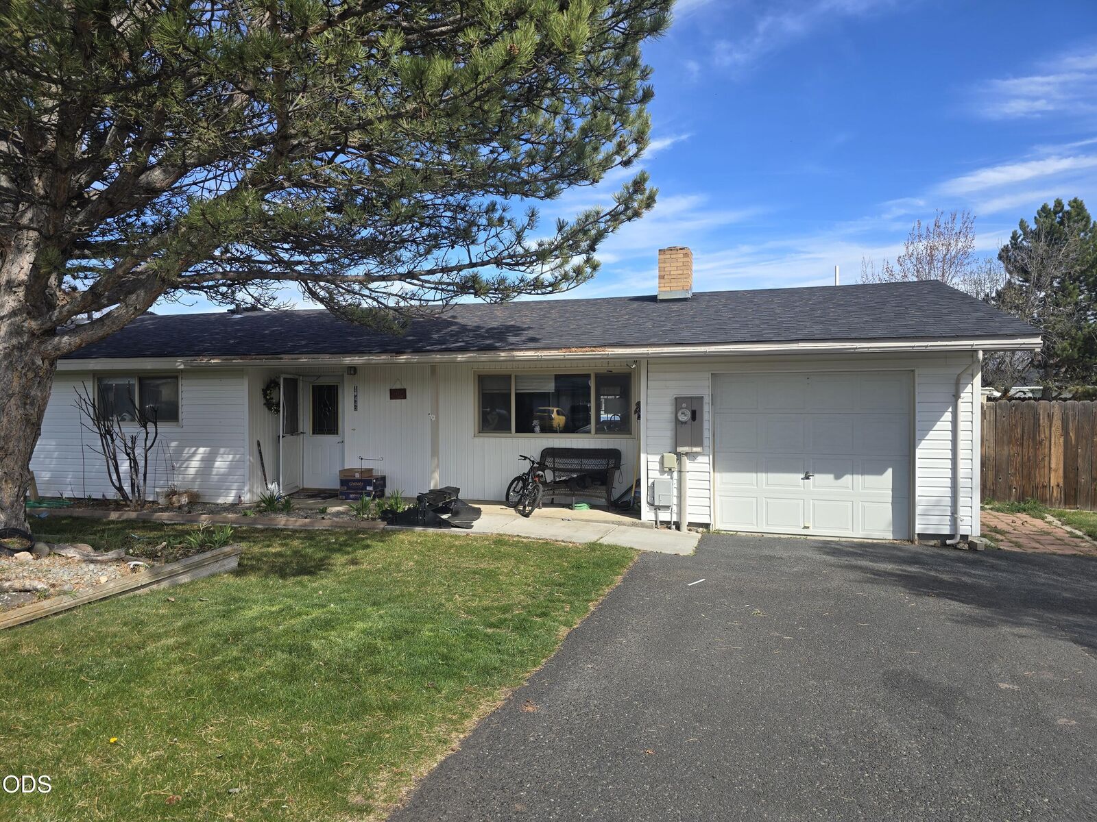 Property Photo:  10443 Wright Avenue  OR 97603 