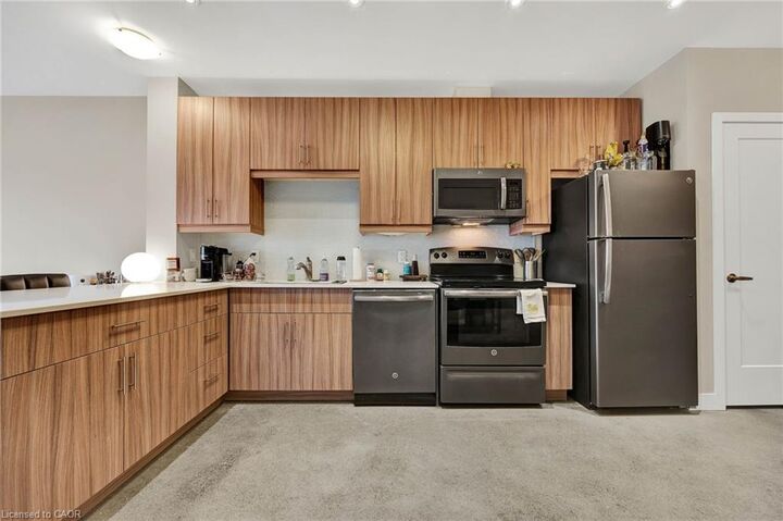 Property Photo: 1 Victoria Street S 812 ON N2G 0B5