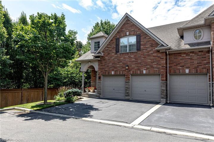 Property Photo: 289 Plains Road 26 ON L7T 1G1