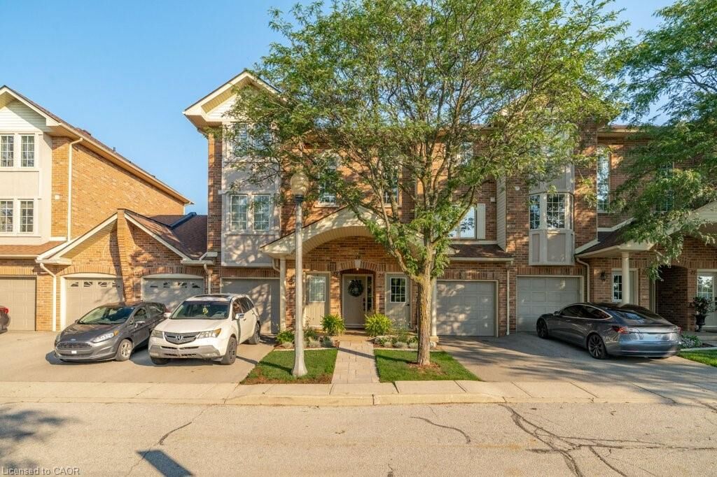 Property Photo: 4045 Upper Middle Road 25 ON L7M 4S8