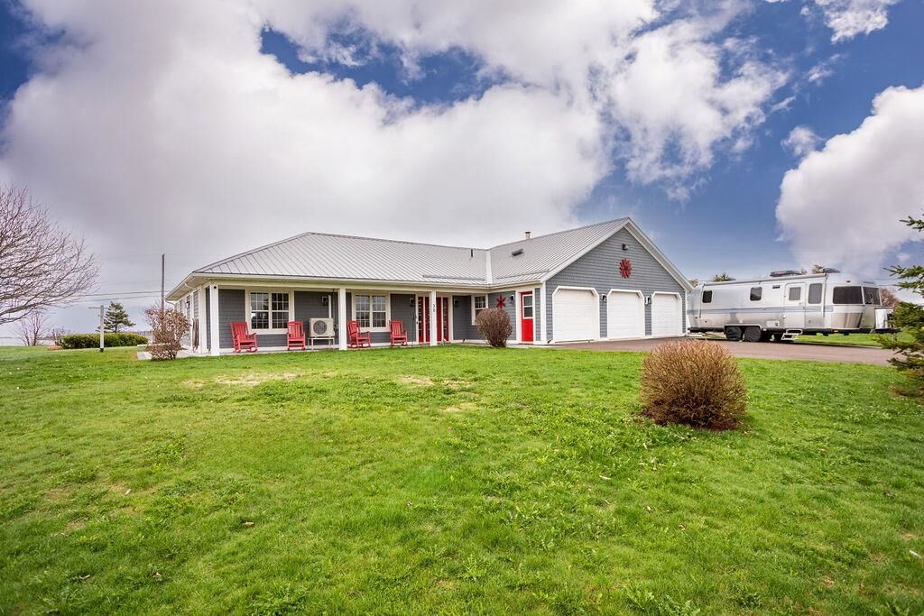 Property Photo: 30 Seaview Lane PE C0A 1N0