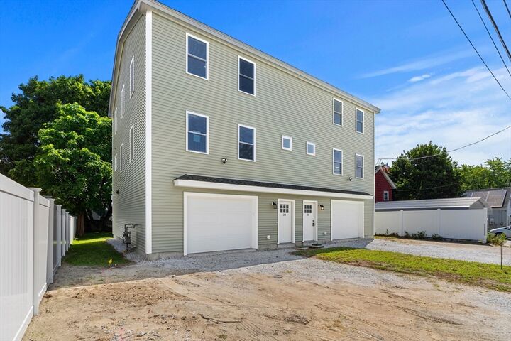 Property Photo:  28 Quigley Ave 28  MA 01863 
