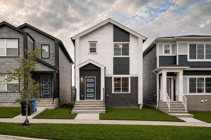 Property Photo: 52 Lewiston Drive NE AB T3P 2J5