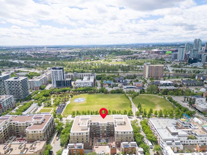 Property Photo:  930 Centre Avenue NE 438  AB T2E 9C8 