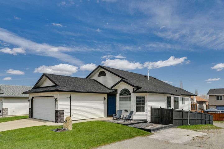 Property Photo: 438 Sheep River Point AB T1S 1S3