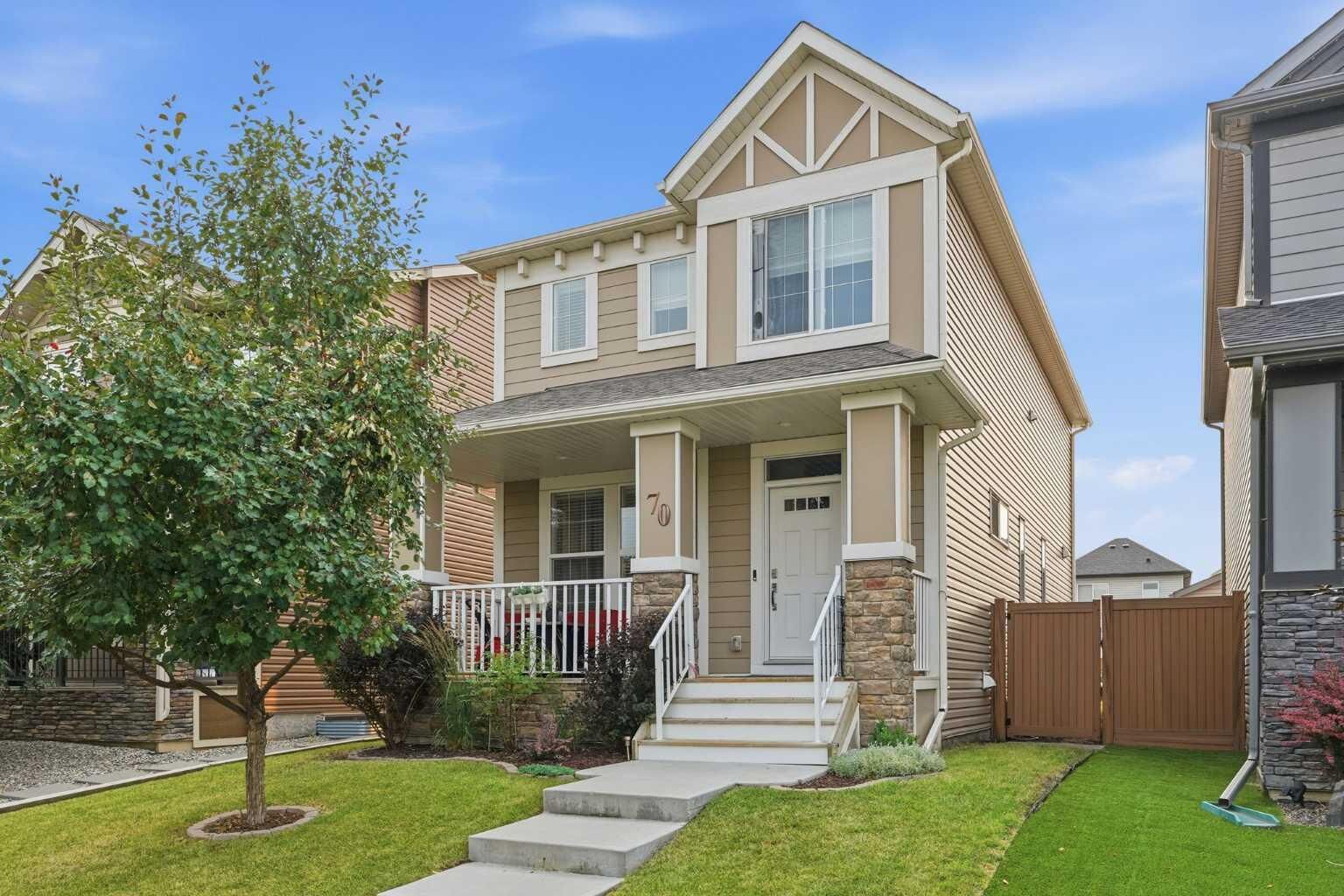 Property Photo: 70 Legacy Glen Way SE AB T2X 4E4