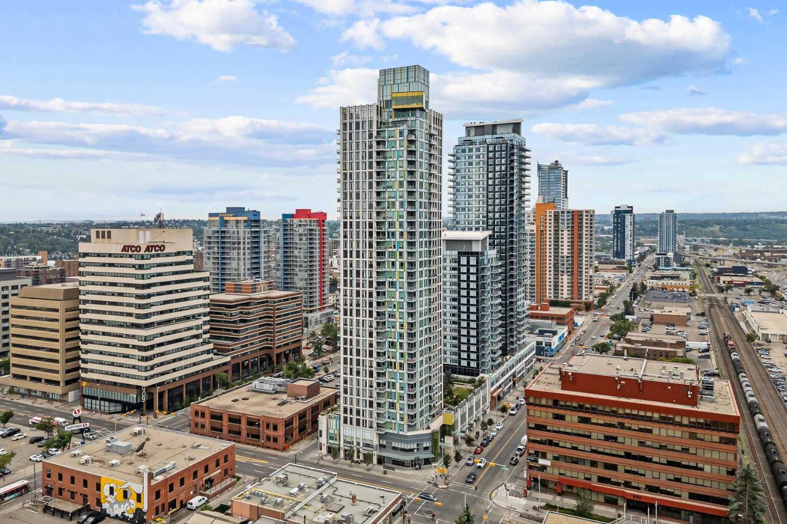 Property Photo:  901 10 Avenue SW 2206  AB T2R 0B5 
