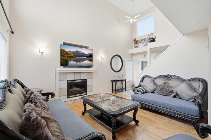 Property Photo: 52 Douglas Glen Crescent SE AB T2Z 3M6