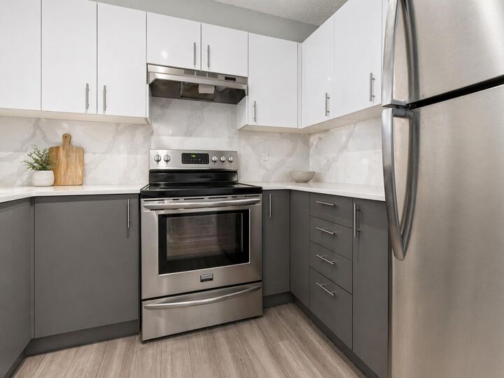 Property Photo:  1111 6 Avenue SW 1408  AB T2P 5M5 