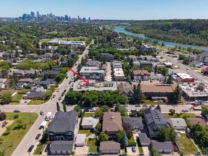 Property Photo: 540 34 Street NW 204 AB T2N 2X7