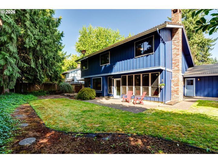 Property Photo:  1829 Russet Dr  OR 97401 