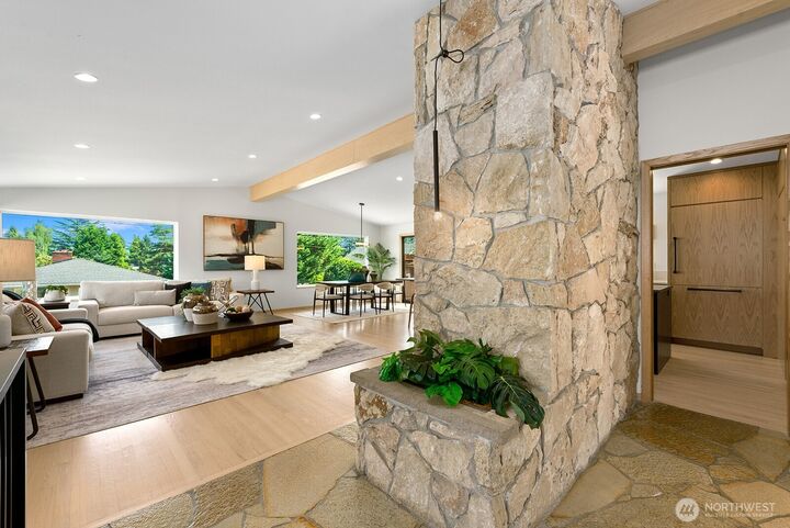 Property Photo:  5231 S Othello Street  WA 98118 