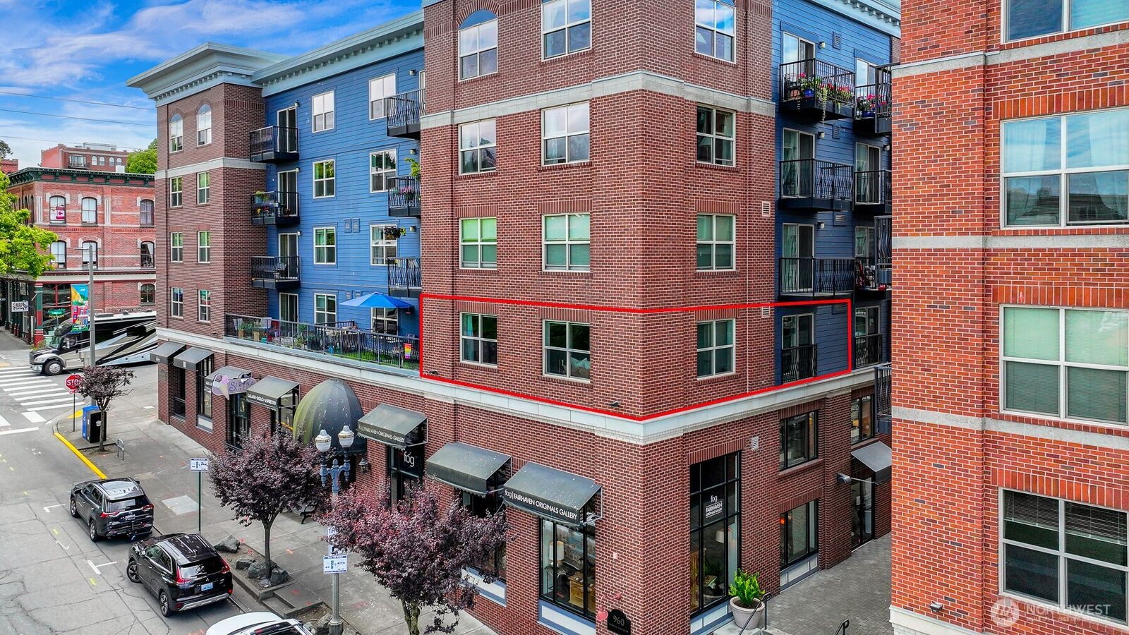 Property Photo:  960  Harris Avenue 305  WA 98225 