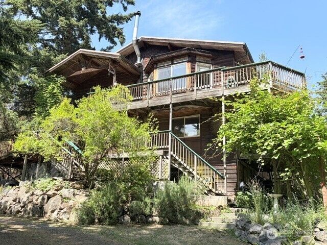 Property Photo: 279 Kanaka Bay Road WA 98250