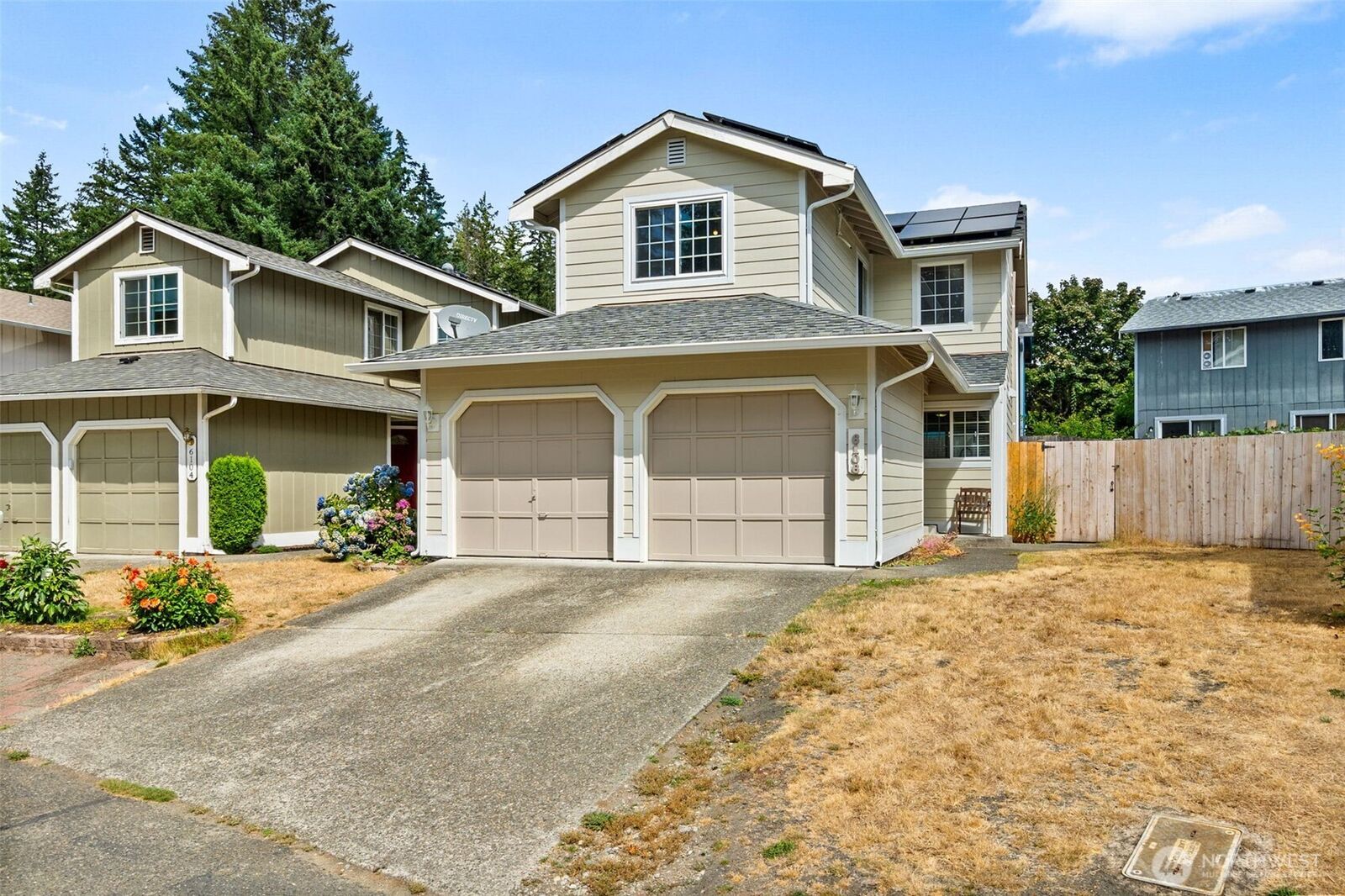 Property Photo:  6106  Carmel Lane SE  WA 98503 