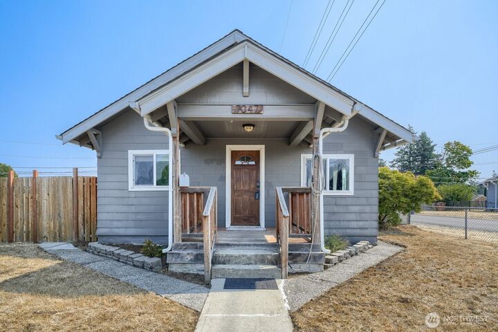 Property Photo:  7047 S Warner Street  WA 98409 
