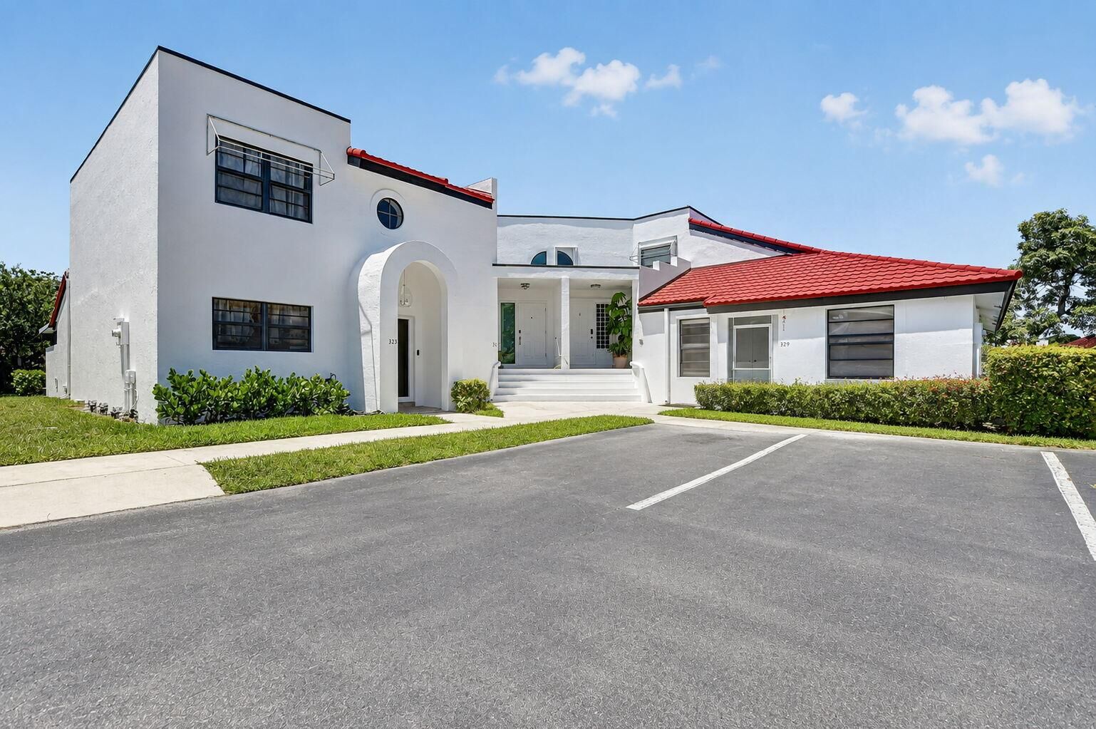 Property Photo: 327 NW 36th Avenue FL 33442