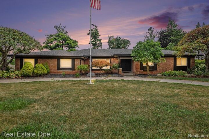 Property Photo:  11584 Chicago Road  MI 48093 