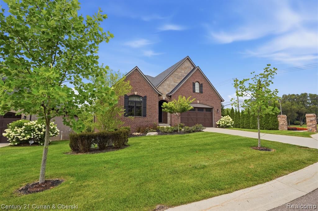 Property Photo:  11943 Tuscany Court  MI 48170 