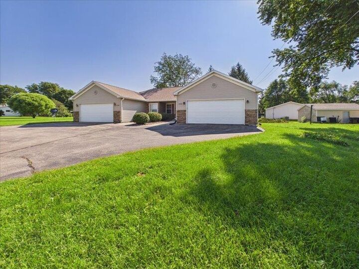 Property Photo: 2302/2308 Bootmaker Drive WI 53511