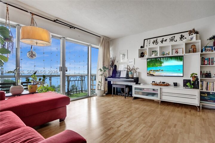 Property Photo: 2451 Brickell Ave 8E FL 33129