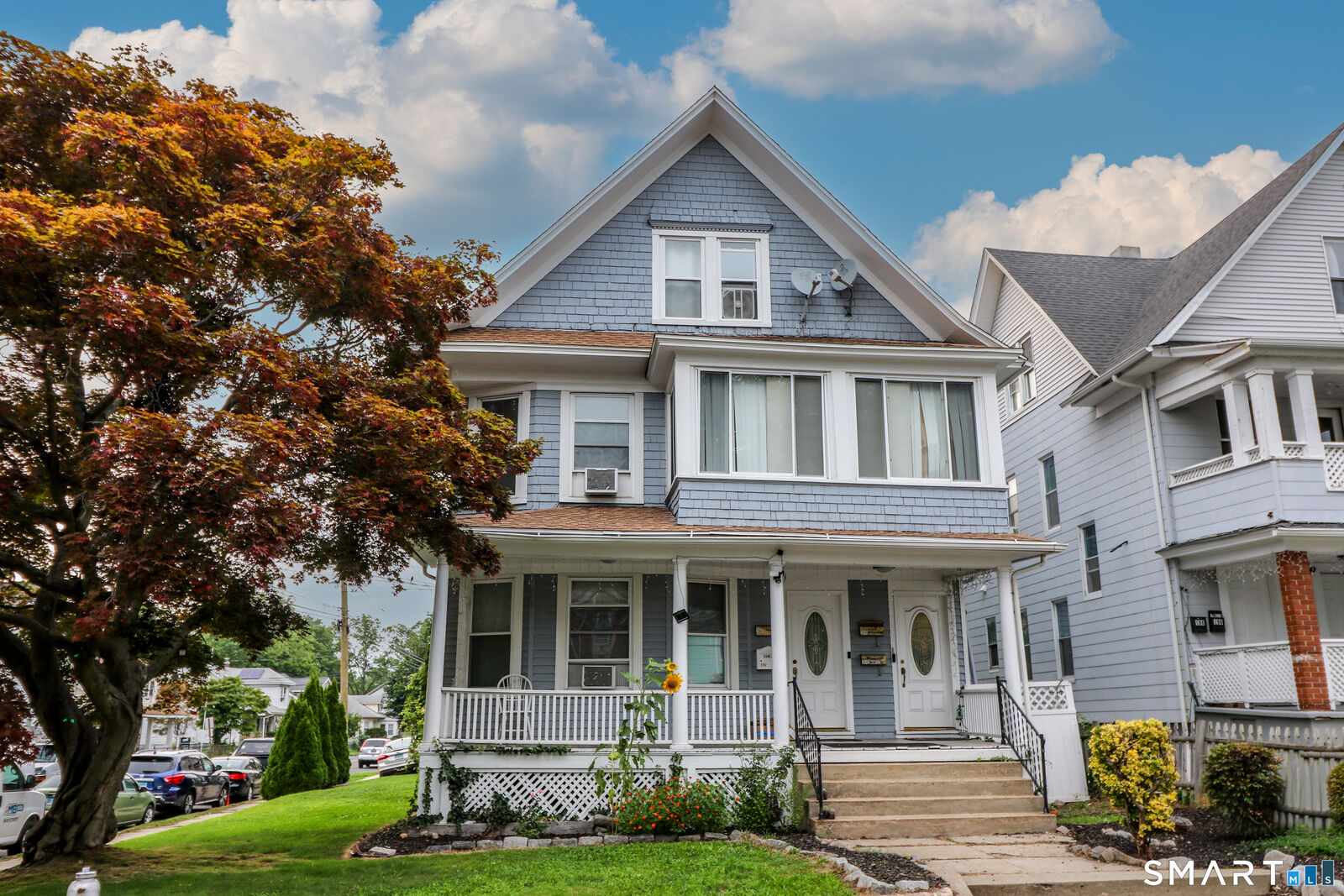 Property Photo:  204 Savoy Street  CT 06606 