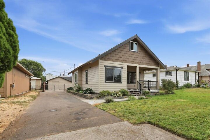 Property Photo: 2914 N Nelson St WA 99207