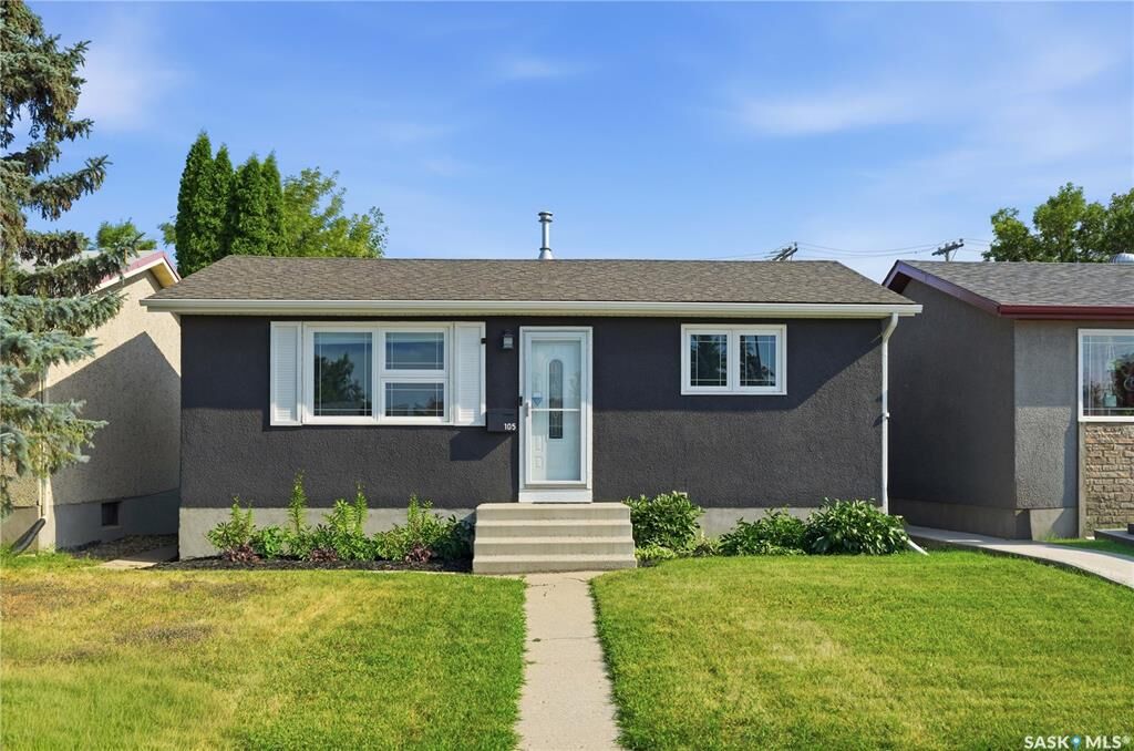 Property Photo:  105 Grant Street  SK S7N 2A2 