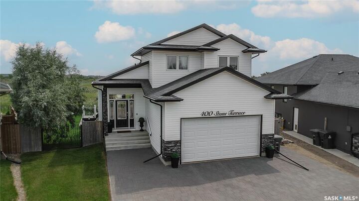 400 Stone Terrace — photo 1