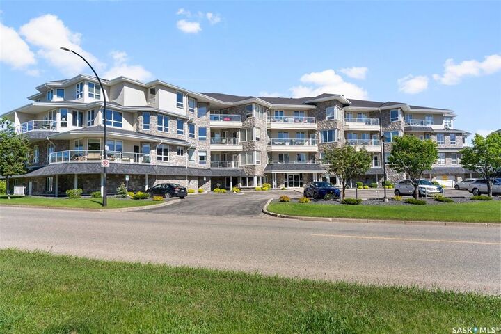 401 Cartwright Street 303 — photo 1