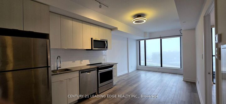 Property Photo:  2799 Kingston Road 610  ON M1M 0E3 