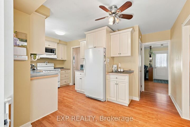 Property Photo:  250 Albert Street  ON N0G 2P0 