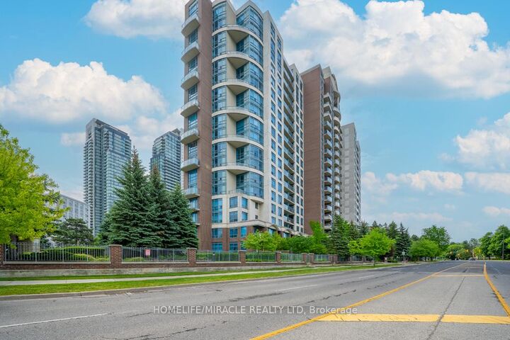 Property Photo:  233 Beecroft Road 318  ON M2N 6Z9 