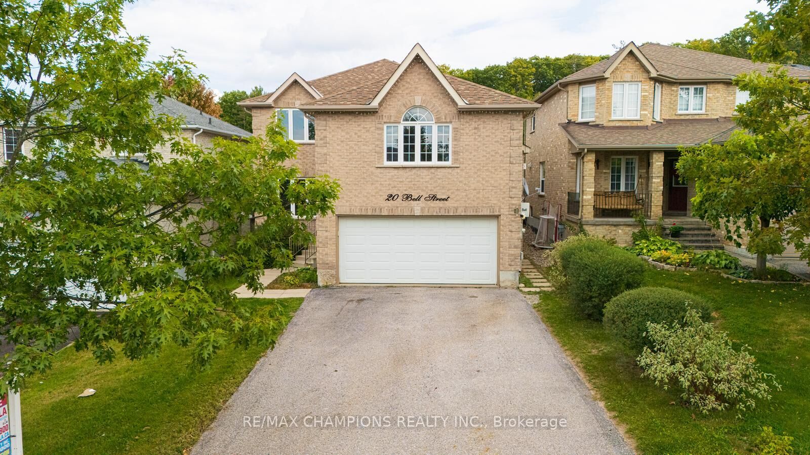 Property Photo:  20 Bell Street  ON L4N 0J2 