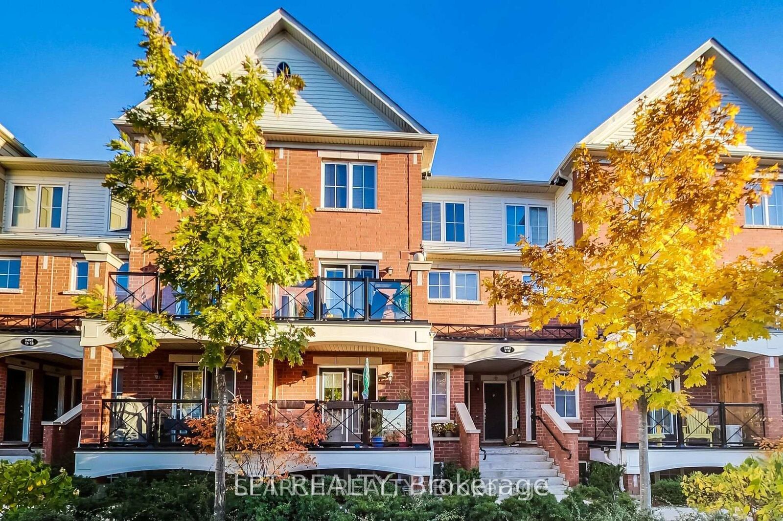 Property Photo:  