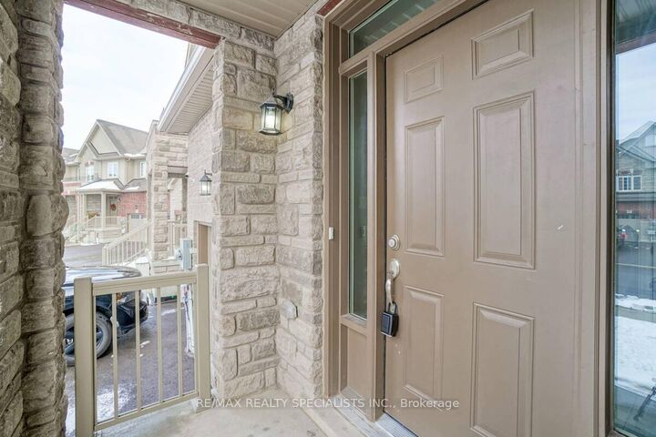 Property Photo: 70 Bradbury Road ON L8J 2V7