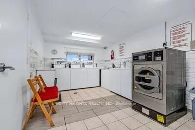 Photo de la propriété: 1356 Meadowlands Drive E 309 ON K2E 6K6