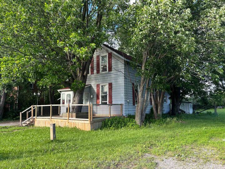 Property Photo: 80 Albert Street S ON K9V 3H4
