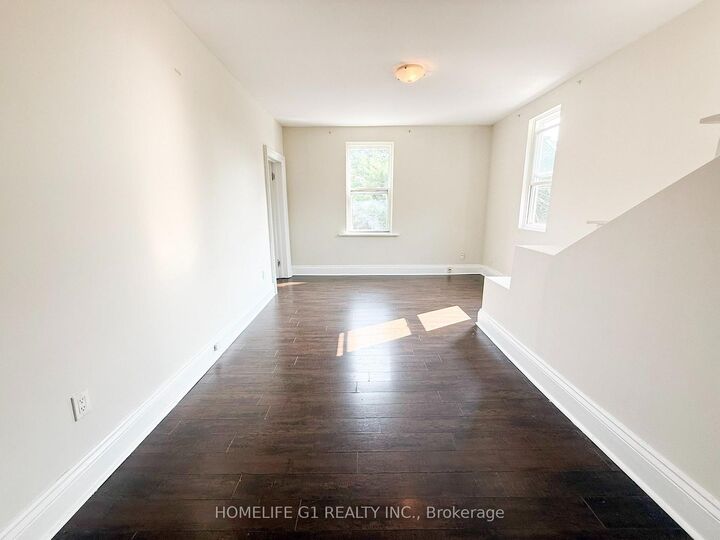 Property Photo: 288 Hunter Street W 2 ON L8P 1S3