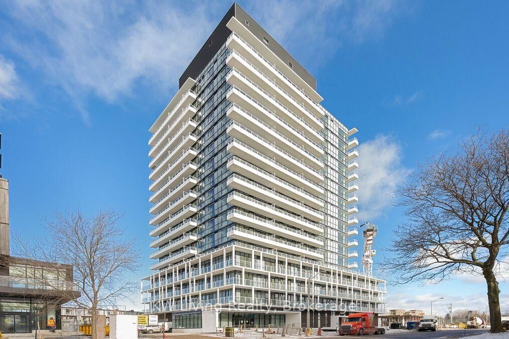 Property Photo: 180 Fairview Mall Drive 1807 ON M2J 0E8