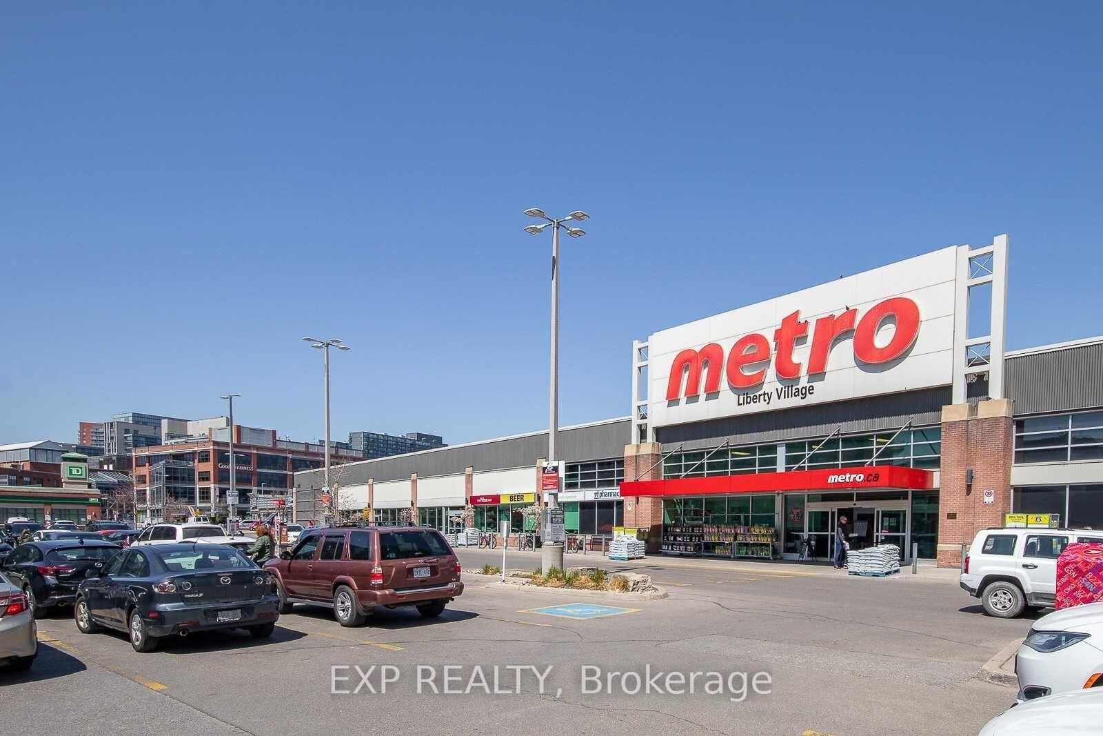 Property Photo: 50 East Liberty Street 1111 ON M6K 3P3