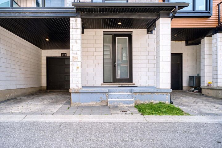 Property Photo:  915 Georgetown Drive  ON N6H 0J7 