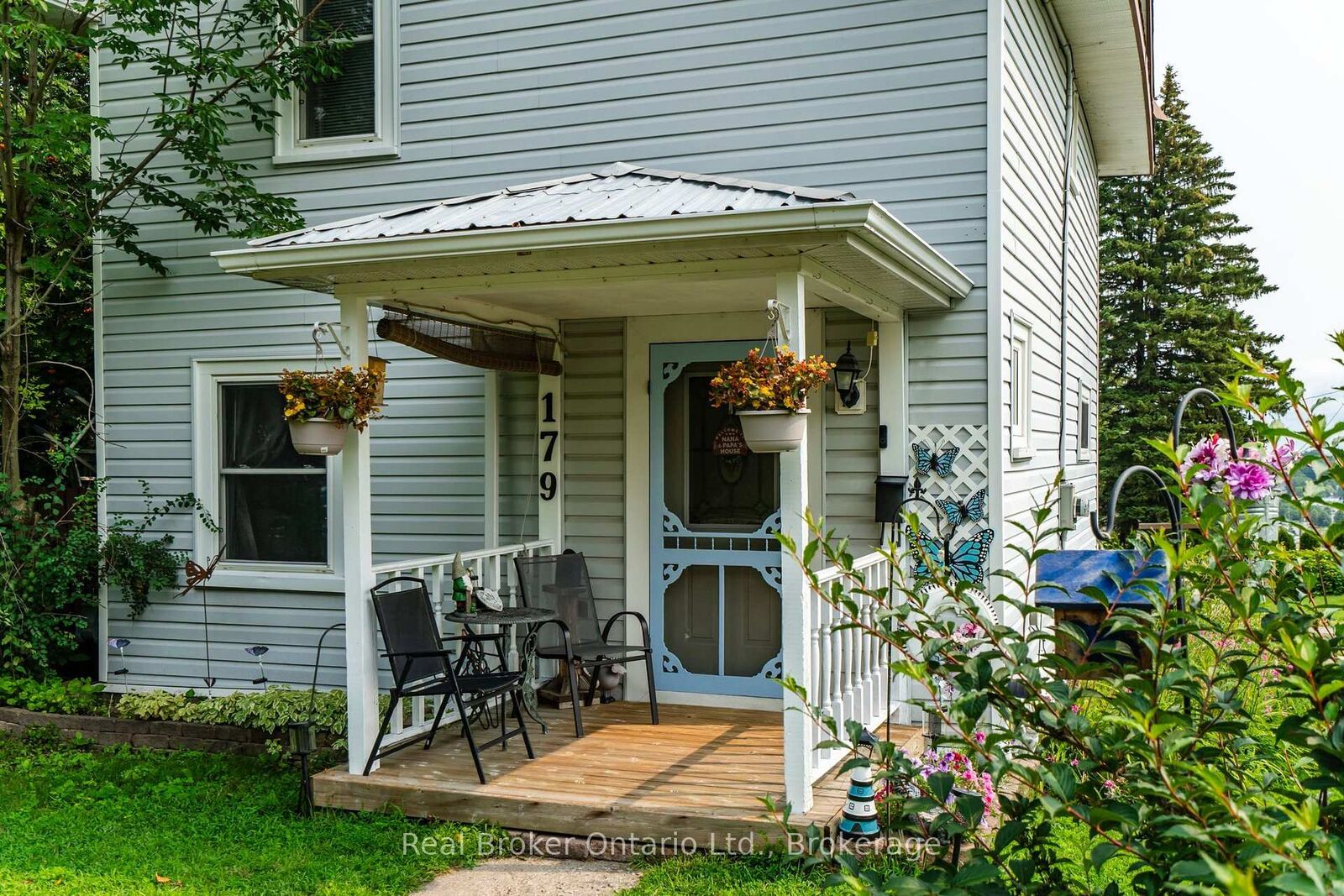 Property Photo: 179 Seventh Street ON L4R 3Z3