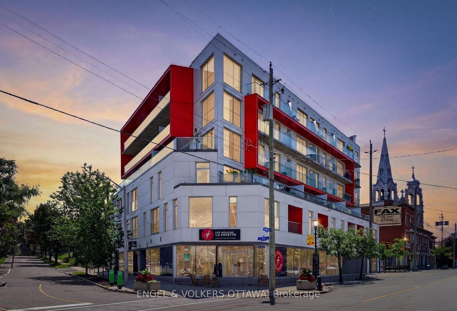 Property Photo: 1000 Wellington Street W 403 ON K1Y 2X9