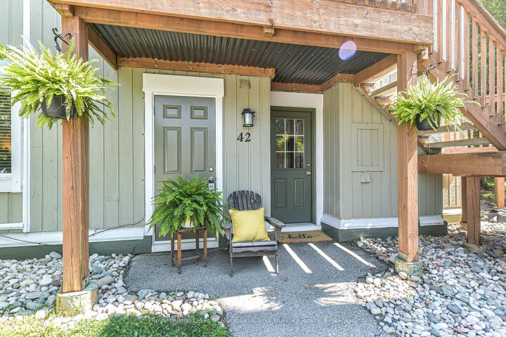 19 Dawson Drive 42 — photo 1