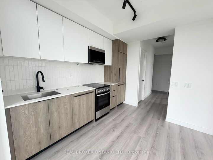 Property Photo: 1635 Military Trail 805 ON M1C 0G3