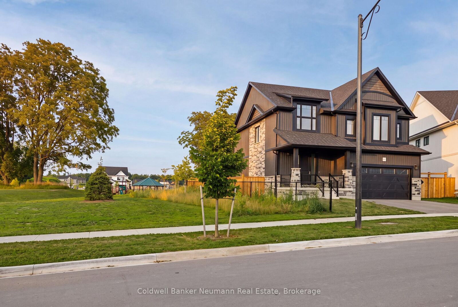 Property Photo:  108 Haylock Avenue  ON N0B 1S0 