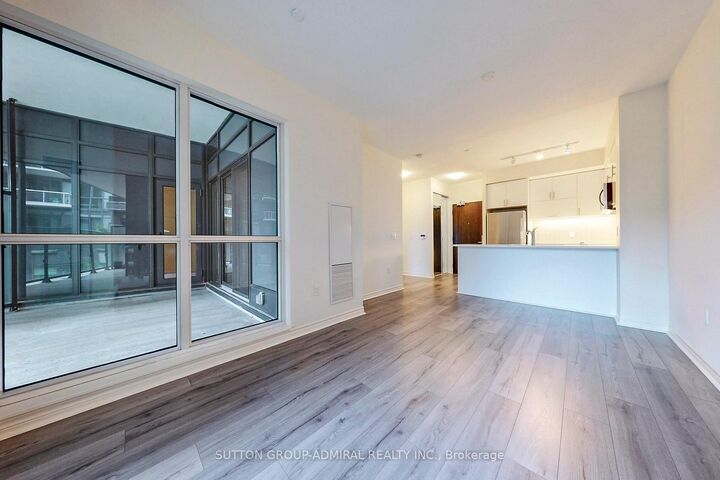 Property Photo: 39 Annie Craig Drive 221 ON M8V 0H1