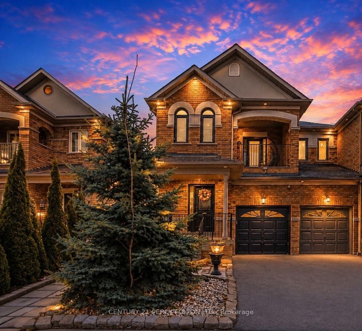 Property Photo: 137 Blue Willow Drive ON L4L 9E9