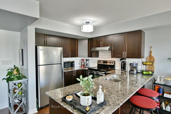 Photo de la propriété:  30 Joseph Trail  ON L9Y 0J2 